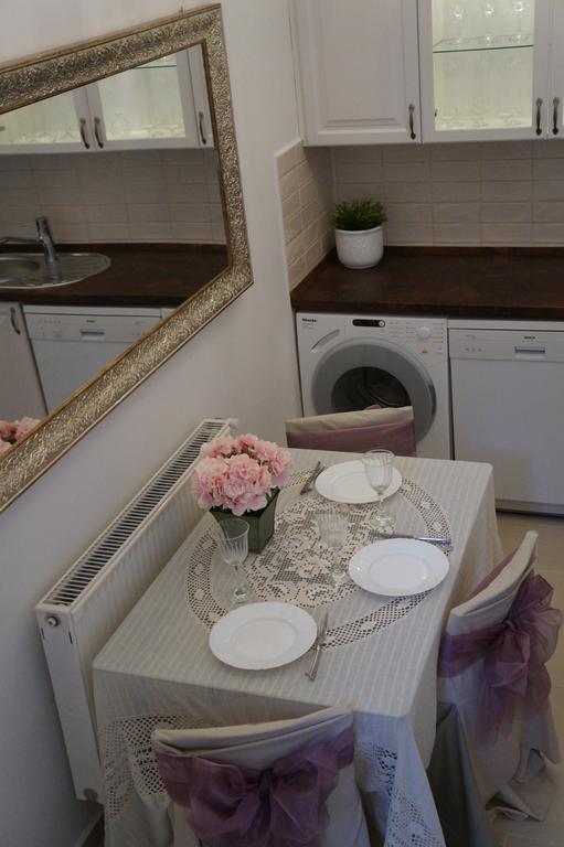 Julia'S Home Budapest Eksteriør bilde